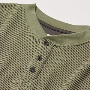Wrangler Authentics Men's Long Sleeve Waffle Henley Green Like New